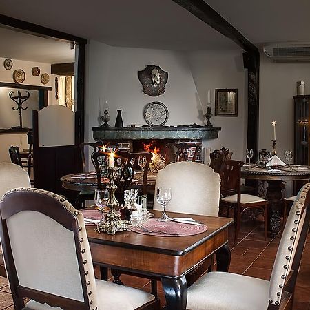 Pensiune-Restaurant Tara Luanei Sărata-Monteoru Zewnętrze zdjęcie