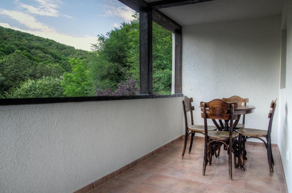 Pensiune-Restaurant Tara Luanei Sărata-Monteoru Pokój zdjęcie